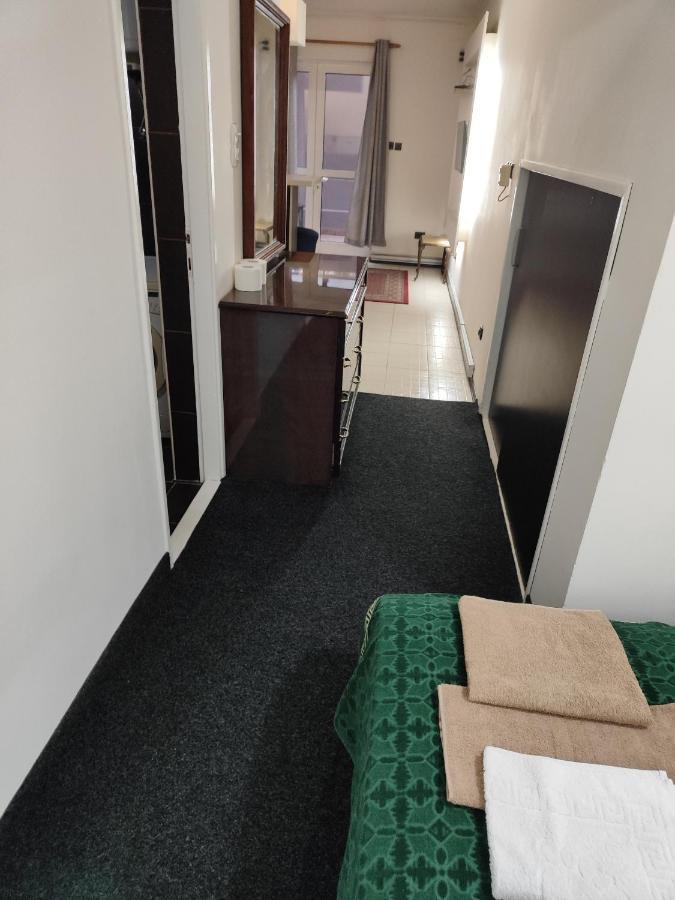 Fenix Apartamento Belgrado Exterior foto